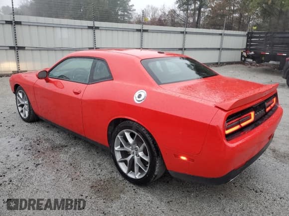 ✅ 2022 Dodge Challenger GT • VIN: 2C3CDZJG0NH249519 • Lot: 83000764. Wystawiony na Copart z przebiegiem 51 059 mil. Bezpłatny archiwum sprzedaży aukcyjnych z USA i szczegółowy raport historii pojazdu na DreamBid. Zdjęcie 2.