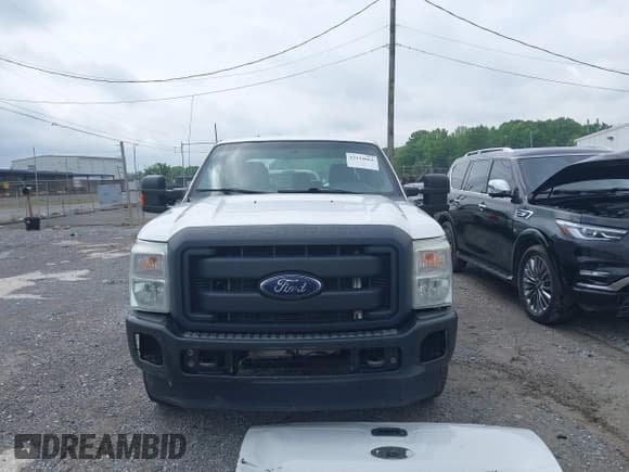 ✅ 2015 Ford F-250 Lariat • VIN: 1FT7W2B6XFEC33499 • Lot: 42114064. Wystawiony na IAAI z przebiegiem 215 314 mil. Bezpłatny archiwum sprzedaży aukcyjnych z USA i szczegółowy raport historii pojazdu na DreamBid. Zdjęcie 12.