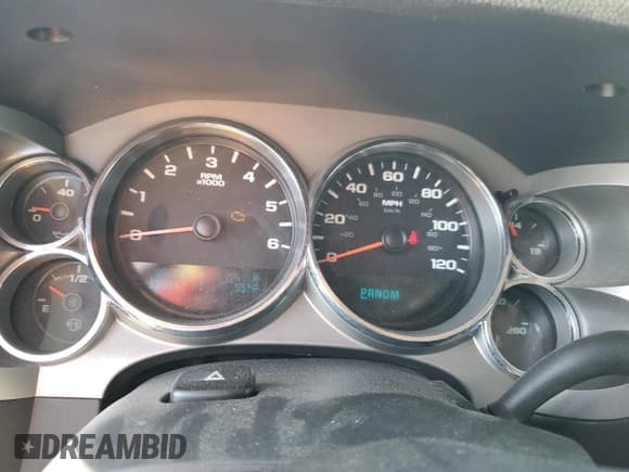 ✅ 2011 Chevrolet Silverado 1500 LT • VIN: 1GCRCSE00BZ137604 • Лот: 73063034. Опубликован ранее на Copart с пробегом 120 842 миль. Бесплатный доступ к архиву аукционных продаж из США и подробный отчёт об истории автомобиля на DreamBid. Изображение 9.