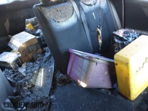 ✅ 2018 Jeep Renegade Latitude • VIN: ZACCJBBB5JPG73222 • Lot: 43252712. Wystawiony na IAAI z przebiegiem Nie podano. Bezpłatny archiwum sprzedaży aukcyjnych z USA i szczegółowy raport historii pojazdu na DreamBid. Zdjęcie 8.