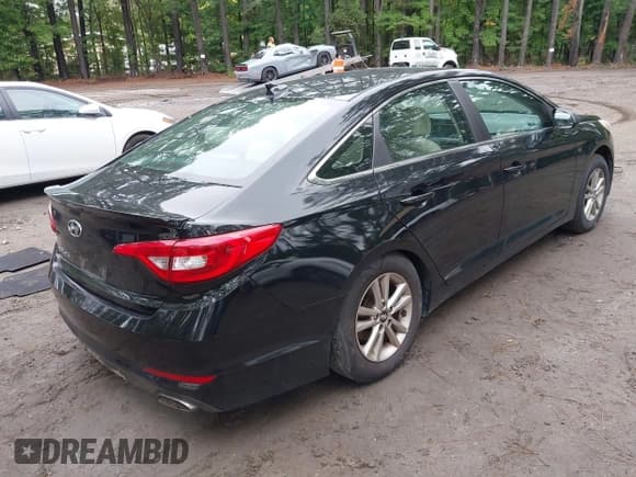 ✅ 2017 Hyundai Sonata 2.4L • VIN: 5NPE24AF2HH536019 • Лот: 43217365. Опубликован ранее на IAAI с пробегом 132 883 миль. Бесплатный доступ к архиву аукционных продаж из США и подробный отчёт об истории автомобиля на DreamBid. Изображение 4.