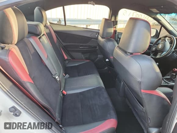 ✅ 2018 Subaru WRX STI • VIN: JF1VA2N63J9812651 • Lot: 89688715. Wystawiony na Copart z przebiegiem 99 424 mil. Bezpłatny archiwum sprzedaży aukcyjnych z USA i szczegółowy raport historii pojazdu na DreamBid. Zdjęcie 10.