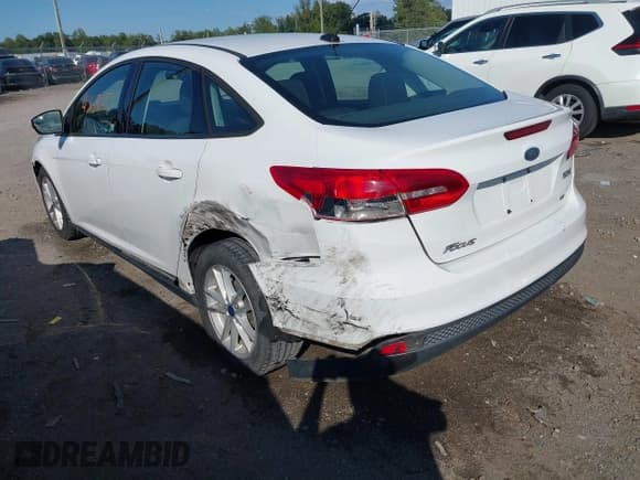 ✅ 2017 Ford Focus SE • VIN: 1FADP3F28HL305625 • Lot: 43138656. Listed on IAAI with 159,183 mi. Free auction sales archive from the USA and detailed vehicle history report at DreamBid. Image 3.