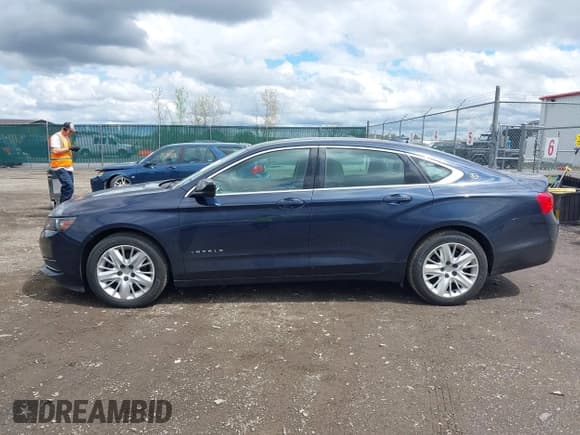 ✅ 2017 Chevrolet Impala LS • VIN: 2G11X5S37H9114091 • Lot: 42195746. Listed on IAAI with 49,846 mi. Free auction sales archive from the USA and detailed vehicle history report at DreamBid. Image 14.