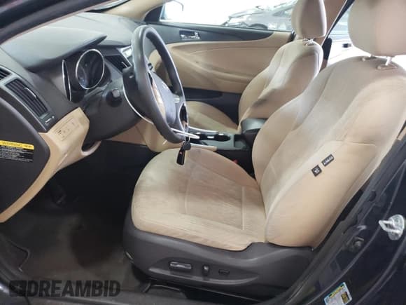 ✅ 2012 Hyundai Sonata GLS • VIN: 5NPEB4AC9CH502724 • Lot: 71928054. Listed on Copart with 117,733 mi. Free auction sales archive from the USA and detailed vehicle history report at DreamBid. Image 7.