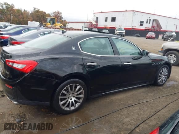 ✅ 2014 Maserati Ghibli S Q4 • VIN: ZAM57RTA6E1083876 • Лот: 43564376. Опубликован ранее на IAAI с пробегом 81 403 миль. Бесплатный доступ к архиву аукционных продаж из США и подробный отчёт об истории автомобиля на DreamBid. Изображение 13.