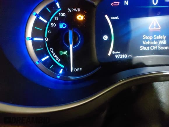 ✅ 2020 Chrysler Pacifica Hybrid Limited • VIN: 2C4RC1N75LR105539 • Лот: 42693774. Опубликован ранее на IAAI с пробегом 97 310 миль. Бесплатный доступ к архиву аукционных продаж из США и подробный отчёт об истории автомобиля на DreamBid. Изображение 7.