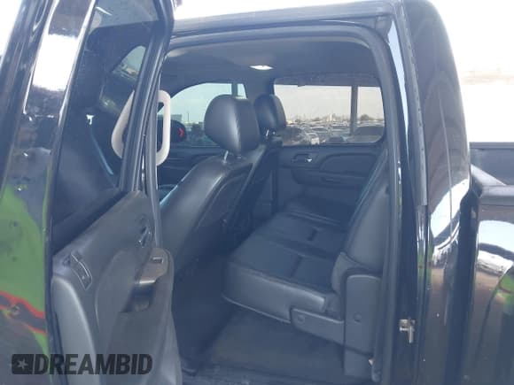 ✅ 2013 Chevrolet Silverado 1500 LTZ • VIN: 3GCPKTE70DG185975 • Lot: 43309759. Wystawiony na IAAI z przebiegiem 194 598 mil. Bezpłatny archiwum sprzedaży aukcyjnych z USA i szczegółowy raport historii pojazdu na DreamBid. Zdjęcie 18.