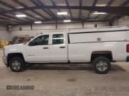 ✅ 2017 Chevrolet Silverado 2500HD Work Truck • VIN: 1GC2CUEG1HZ304992 • Lot: 42116602. Wystawiony na IAAI z przebiegiem 261 765 mil. Bezpłatny archiwum sprzedaży aukcyjnych z USA i szczegółowy raport historii pojazdu na DreamBid. Zdjęcie 14.