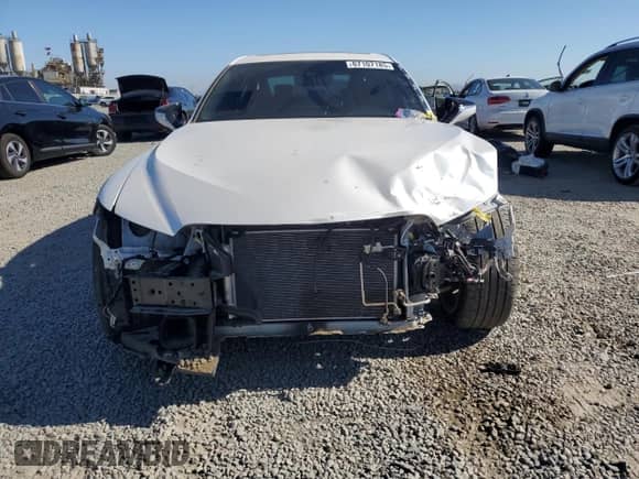 2024 Lexus IS 300 z VIN JTHDA1D28R5129215, wystawiony jako Copart lot #67107185 z przebiegiem 4 359 mil mil oraz Szkoda całkowita • Salvage title. Historia ofert i sprzedaży dostępna na DreamBid. Obrazek 5.