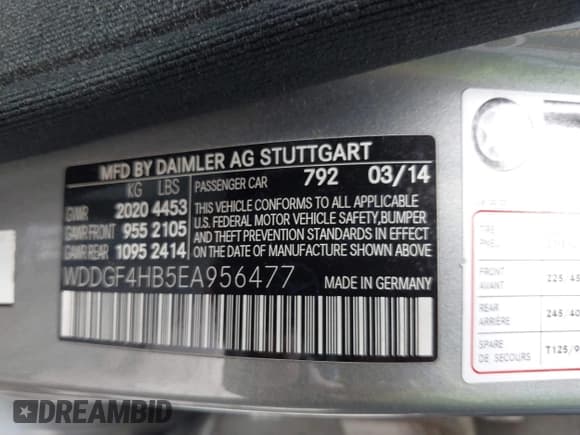 ✅ 2014 Mercedes-Benz C 250 Sport • VIN: WDDGF4HB5EA956477 • Lot: 43284807. Wystawiony na IAAI z przebiegiem 143 478 mil. Bezpłatny archiwum sprzedaży aukcyjnych z USA i szczegółowy raport historii pojazdu na DreamBid. Zdjęcie 9.