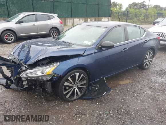 ✅ 2022 Nissan Altima SR • VIN: 1N4BL4CV4NN382919 • Lot: 42213411. Wystawiony na IAAI z przebiegiem 57 390 mil. Bezpłatny archiwum sprzedaży aukcyjnych z USA i szczegółowy raport historii pojazdu na DreamBid. Zdjęcie 17.