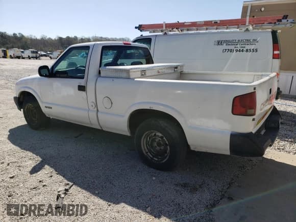 ✅ 1997 Chevrolet S-10 • VIN: 1GCCS14X8V8185041 • Лот: 48946645. Опубликован ранее на Copart с пробегом 164 520 миль. Бесплатный доступ к архиву аукционных продаж из США и подробный отчёт об истории автомобиля на DreamBid. Изображение 2.