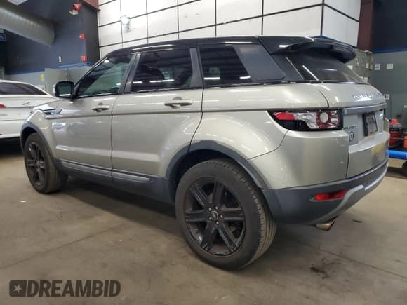 ✅ 2013 Land Rover Range Rover Evoque Pure Premium • VIN: SALVR2BG9DH841834 • Lot: 82024785. Wystawiony na Copart z przebiegiem 86 111 mil. Bezpłatny archiwum sprzedaży aukcyjnych z USA i szczegółowy raport historii pojazdu na DreamBid. Zdjęcie 2.