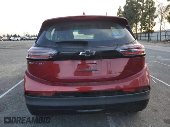 ✅ 2022 Chevrolet Bolt EV 1LT • VIN: 1G1FW6S02N4114647 • Лот: 82850364. Опубликован ранее на Copart с пробегом 55 612 миль. Бесплатный доступ к архиву аукционных продаж из США и подробный отчёт об истории автомобиля на DreamBid. Изображение 6.