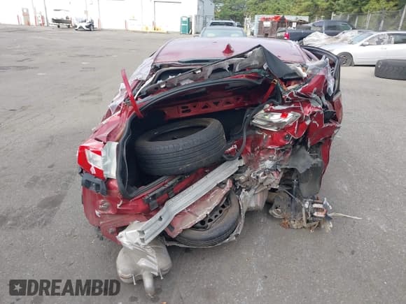 ✅ 2017 Chevrolet Cruze LT • VIN: 3G1BE5SM3HS565444 • Lot: 43232898. Listed on IAAI with 37,543 mi. Free auction sales archive from the USA and detailed vehicle history report at DreamBid. Image 16.