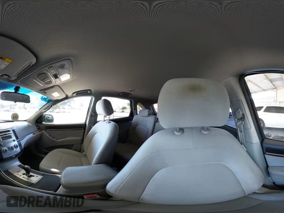 ✅ 2011 Hyundai Veracruz Limited • VIN: KM8NU4CC1BU140556 • Lot: 43730789. Wystawiony na IAAI z przebiegiem 141 676 mil. Bezpłatny archiwum sprzedaży aukcyjnych z USA i szczegółowy raport historii pojazdu na DreamBid. Zdjęcie 18.