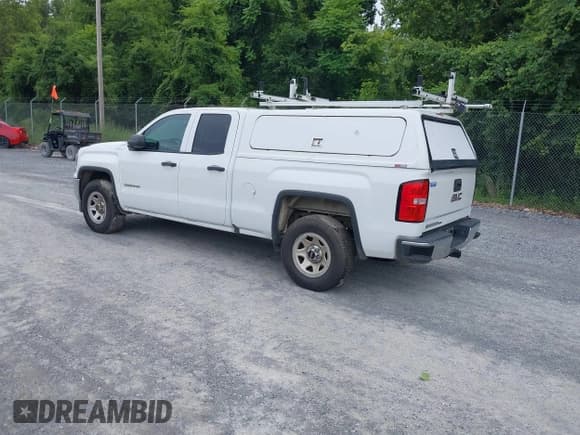 ✅ 2019 GMC Sierra 1500 • VIN: 2GTV2LEC8K1175091 • Лот: 42640525. Опубликован ранее на IAAI с пробегом 155 618 миль. Бесплатный доступ к архиву аукционных продаж из США и подробный отчёт об истории автомобиля на DreamBid. Изображение 3.