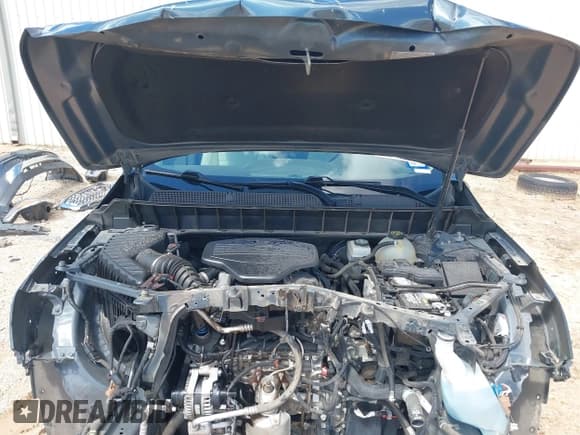 ✅ 2019 GMC Acadia Denali • VIN: 1GKKNPLS5KZ156408 • Lot: 43296780. Listed on IAAI with 83,923 mi. Free auction sales archive from the USA and detailed vehicle history report at DreamBid. Image 10.