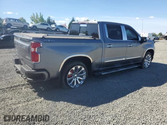 ✅ 2020 Chevrolet Silverado 1500 High Country • VIN: 1GCUYHED7LZ150269 • Lot: 68973765. Wystawiony na Copart z przebiegiem 37 817 mil. Bezpłatny archiwum sprzedaży aukcyjnych z USA i szczegółowy raport historii pojazdu na DreamBid. Zdjęcie 3.