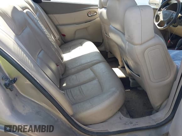 ✅ 2001 Oldsmobile Aurora • VIN: 1G3GR62H414102471 • Lot: 42312588. Listed on IAAI with Not provided. Free auction sales archive from the USA and detailed vehicle history report at DreamBid. Image 8.