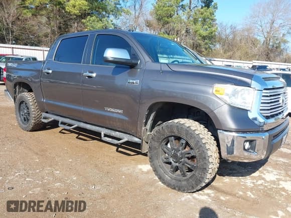 ✅ 2015 Toyota Tundra Limited • VIN: 5TFHW5F17FX469374 • Lot: 41448283. Wystawiony na IAAI z przebiegiem 91 381 mil. Bezpłatny archiwum sprzedaży aukcyjnych z USA i szczegółowy raport historii pojazdu na DreamBid. Zdjęcie 1.