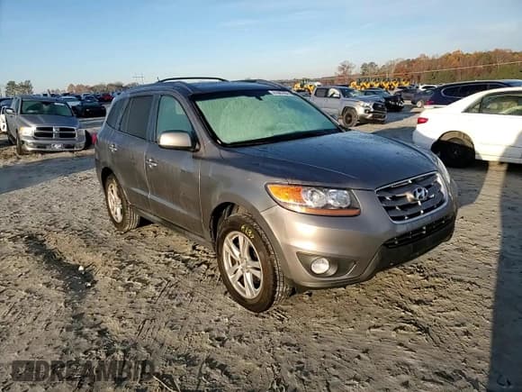 ✅ 2011 Hyundai Santa Fe Limited • VIN: 5XYZK4AG8BG054406 • Lot: 81667864. Listed on Copart with 90,403 mi. Free auction sales archive from the USA and detailed vehicle history report at DreamBid. Image 12.