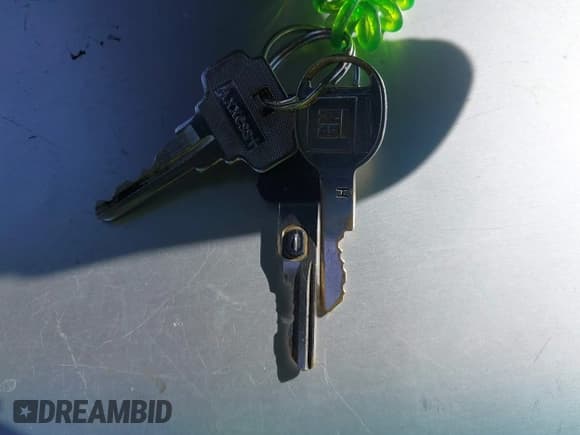 ✅ 1995 Buick Regal Custom • VIN: 2G4WB12L3S1466316 • Lot: 43092025. Listed on IAAI with 117,678 mi. Free auction sales archive from the USA and detailed vehicle history report at DreamBid. Image 11.