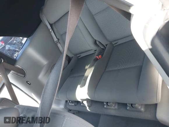 ✅ 2008 Chrysler PT Cruiser • VIN: 3C3HY55X88T112322 • Lot: 42261503. Listed on IAAI with 90,257 mi. Free auction sales archive from the USA and detailed vehicle history report at DreamBid. Image 8.