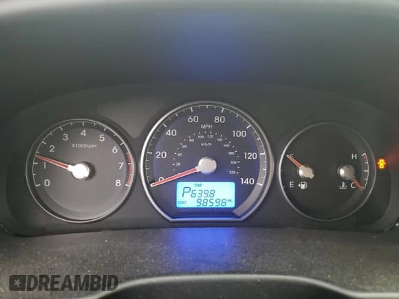 ✅ 2011 Hyundai Santa Fe GLS • VIN: 5XYZGDAB0BG049304 • Lot: 86509834. Listed on Copart with 98,598 mi. Free auction sales archive from the USA and detailed vehicle history report at DreamBid. Image 9.