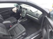 ✅ 2015 Volkswagen Eos Komfort • VIN: WVWBW8AH5FV004034 • Лот: 41981978. Опубликован ранее на IAAI с пробегом 106 450 миль. Бесплатный доступ к архиву аукционных продаж из США и подробный отчёт об истории автомобиля на DreamBid. Изображение 5.