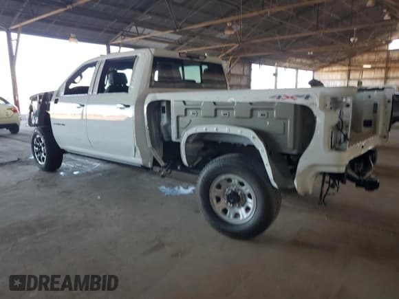 ✅ 2024 Chevrolet Silverado 2500HD LTZ • VIN: 2GC4YPE74R1143608 • Lot: 87422805. Listed on Copart with 40,480 mi. Free auction sales archive from the USA and detailed vehicle history report at DreamBid. Image 2.