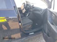 ✅ 2020 Chevrolet Trax LS • VIN: 3GNCJKSB5LL306565 • Lot: 43724305. Wystawiony na IAAI z przebiegiem 37 180 mil. Bezpłatny archiwum sprzedaży aukcyjnych z USA i szczegółowy raport historii pojazdu na DreamBid. Zdjęcie 5.