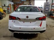 ✅ 2022 Nissan Versa SV • VIN: 3N1CN8EV6NL853825 • Lot: 95205885. Wystawiony na Copart z przebiegiem 43 812 mil. Bezpłatny archiwum sprzedaży aukcyjnych z USA i szczegółowy raport historii pojazdu na DreamBid. Zdjęcie 6.