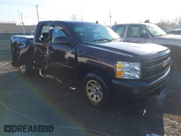 2008 Chevrolet Silverado 1500 Work Truck with VIN 1GCEC19X28Z217379, listed as a IAAI auction lot 41752690 with 325,103 mi miles and . Bid and sale history available at DreamBid. Image 1.