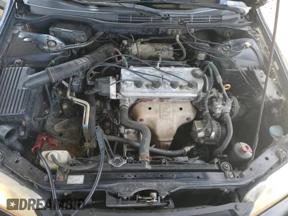 ✅ 2002 Honda Accord SE • VIN: 1HGCG56742A023287 • Lot: 69653165. Listed on Copart with 293,796 mi. Free auction sales archive from the USA and detailed vehicle history report at DreamBid. Image 11.