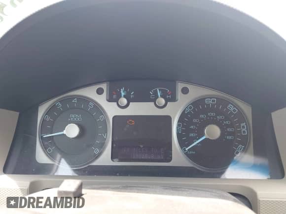 2010 Mercury Mariner z VIN 4M2CN8B77AKJ29263, wystawiony jako IAAI lot #42865830 z przebiegiem 138 528 mil mil oraz . Historia ofert i sprzedaży dostępna na DreamBid. Obrazek 7.