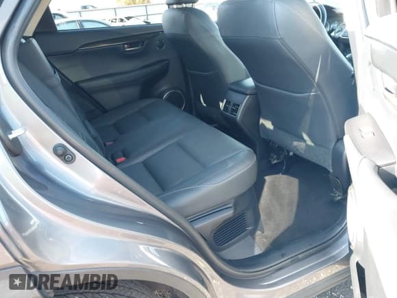 ✅ 2017 Lexus NX 200t F Sport • VIN: JTJBARBZ1H2144255 • Lot: 43678308. Wystawiony na IAAI z przebiegiem 103 924 mil. Bezpłatny archiwum sprzedaży aukcyjnych z USA i szczegółowy raport historii pojazdu na DreamBid. Zdjęcie 8.