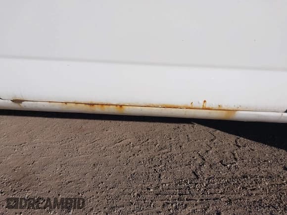 ✅ 2017 Chevrolet Express Cargo • VIN: 1GCWGBFF7H1222263 • Lot: 43569326. Listed on IAAI with 327,493 mi. Free auction sales archive from the USA and detailed vehicle history report at DreamBid. Image 20.