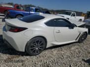 ✅ 2022 Toyota 86 • VIN: JF1ZNBB11N9752244 • Лот: 48674265. Опубликован ранее на Copart с пробегом Не указан. Бесплатный доступ к архиву аукционных продаж из США и подробный отчёт об истории автомобиля на DreamBid. Изображение 3.