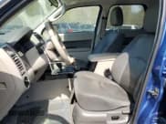 ✅ 2009 Mazda Tribute • VIN: 4F2CZ96G29KM02454 • Lot: 51710205. Listed on Copart with 105,108 mi. Free auction sales archive from the USA and detailed vehicle history report at DreamBid. Image 7.