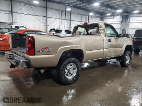 ✅ 2005 Chevrolet Silverado 2500HD • VIN: 1GCHK24G75E316859 • Лот: 91793985. Опубликован ранее на Copart с пробегом 83 397 миль. Бесплатный доступ к архиву аукционных продаж из США и подробный отчёт об истории автомобиля на DreamBid. Изображение 3.