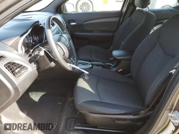 ✅ 2013 Dodge Avenger SE • VIN: 1C3CDZAB1DN698993 • Лот: 76807204. Опубликован ранее на Copart с пробегом 98 619 миль. Бесплатный доступ к архиву аукционных продаж из США и подробный отчёт об истории автомобиля на DreamBid. Изображение 7.