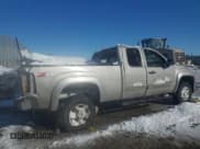 ✅ 2007 GMC Sierra 2500HD SLE1 • VIN: 1GTHK29K87E518402 • Лот: 88027635. Опубликован ранее на Copart с пробегом 148 128 миль. Бесплатный доступ к архиву аукционных продаж из США и подробный отчёт об истории автомобиля на DreamBid. Изображение 3.