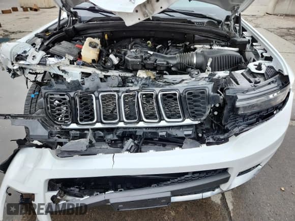✅ 2022 Jeep Grand Cherokee Limited • VIN: 1C4RJKBG2N8514810 • Lot: 84073275. Wystawiony na Copart z przebiegiem 86 091 mil. Bezpłatny archiwum sprzedaży aukcyjnych z USA i szczegółowy raport historii pojazdu na DreamBid. Zdjęcie 12.
