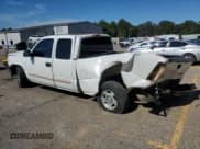 ✅ 2004 Chevrolet Silverado 1500 LS • VIN: 2GCEC19T441317192 • Lot: 86776345. Wystawiony na Copart z przebiegiem 304 216 mil. Bezpłatny archiwum sprzedaży aukcyjnych z USA i szczegółowy raport historii pojazdu na DreamBid. Zdjęcie 2.