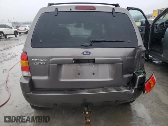 ✅ 2003 Ford Escape Limited • VIN: 1FMCU94133KC26627 • Lot: 45505944. Listed on Copart with 154,952 mi. Free auction sales archive from the USA and detailed vehicle history report at DreamBid. Image 6.
