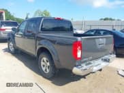 ✅ 2013 Nissan Frontier SL • VIN: 1N6AD0ER2DN734094 • Lot: 42767271. Wystawiony na IAAI z przebiegiem 90 727 mil. Bezpłatny archiwum sprzedaży aukcyjnych z USA i szczegółowy raport historii pojazdu na DreamBid. Zdjęcie 3.