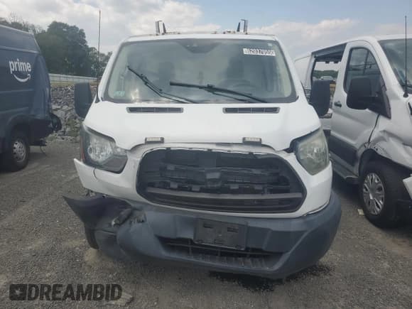 ✅ 2015 Ford Transit Cargo • VIN: 1FTNE1ZM2FKA19858 • Lot: 62037055. Listed on Copart with 152,346 mi. Free auction sales archive from the USA and detailed vehicle history report at DreamBid. Image 5.