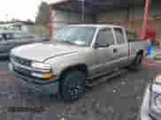 ✅ 2000 Chevrolet Silverado 1500 LS • VIN: 2GCEK19T9Y1331453 • Lot: 42671687. Wystawiony na IAAI z przebiegiem 233 675 mil mil. Skorzystaj z bezpłatnego archiwum sprzedaży aukcyjnych z USA i zobacz szczegółowy raport historii pojazdu na DreamBid. Zdjęcie 2.